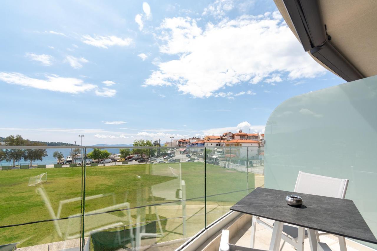 Thetis Boutique Apartments Neos Marmaras Exterior photo