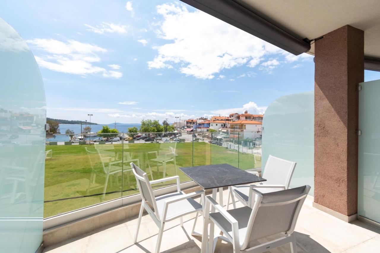 Thetis Boutique Apartments Neos Marmaras Exterior photo