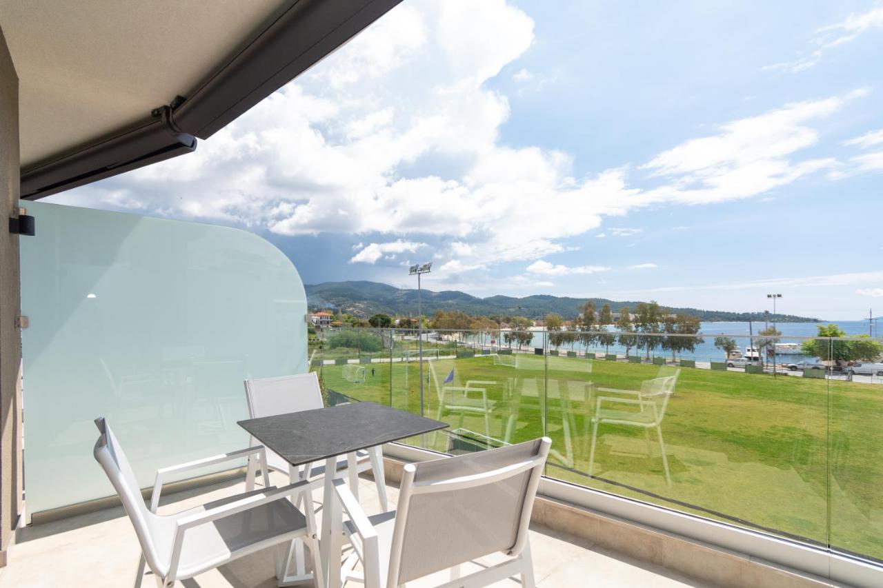 Thetis Boutique Apartments Neos Marmaras Exterior photo